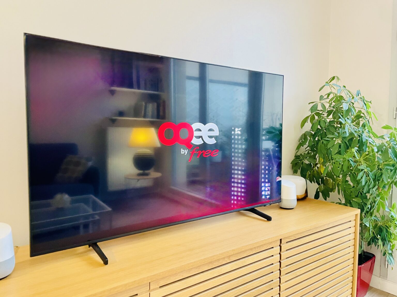 Télévision du salon – Urban Nest, Les Pavillons-sous-Bois